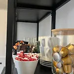Ruim Comfortabel Appartement Centrum Breda Met Restaurant!